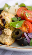 Salade tomates olives basilic