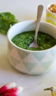 Pesto de fanes de radis