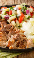 Assiette de porc kalua et ses légumes