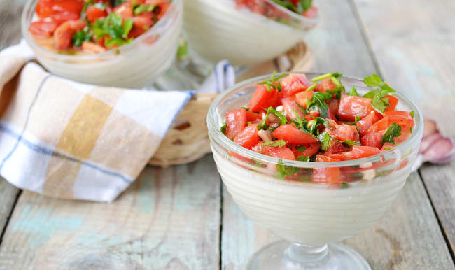 Panna cotta de chou-fleur et tomates basilic.