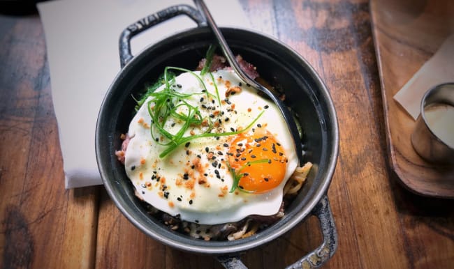 Bibimbap dans une mini-cocotte