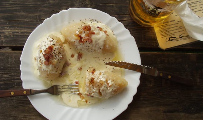 Zepelins (Cepelinai) bouchées typiques à base de pomme de terre