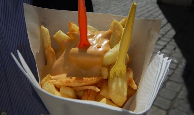 Frites avec sauce