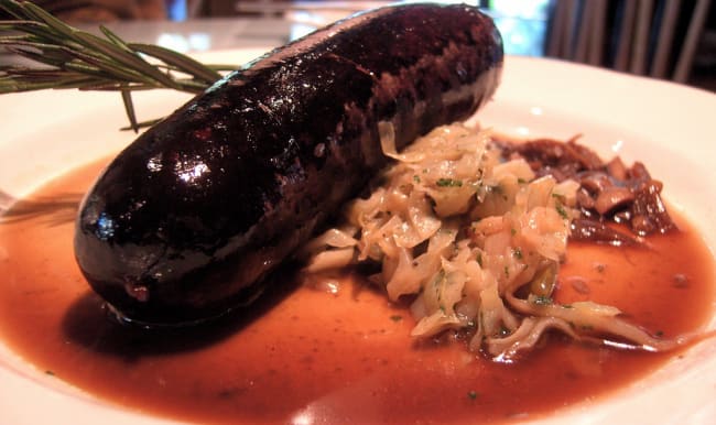 Boudin noir avec choucroute garnie