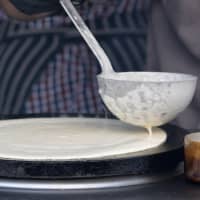 pâte à crêpes légère