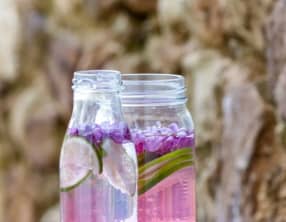 5 recettes d'eau aromatisée à faire soi-même pour lutter contre la canicule