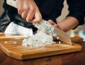 Cuisinez l'oignon sans pleurer : astuces et idées gourmandes