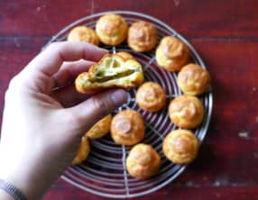 On dit : Un goujat... une gougère !