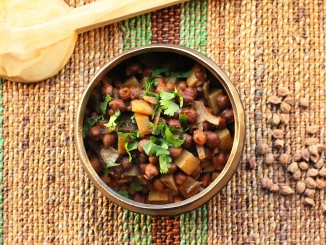 Curry de pois chiches et de pommes de terre 'Pindi' vegan