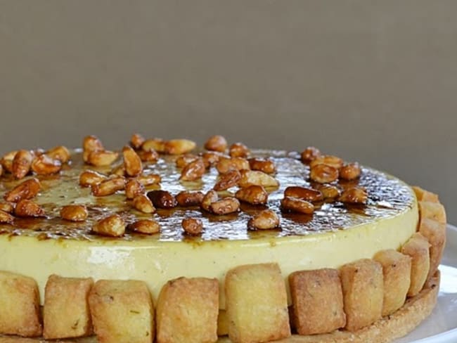 Tarte aux pignons de pin et crème brulée