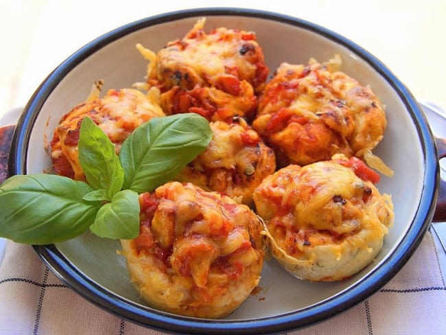 Pizza muffins au cheddar et au basilic