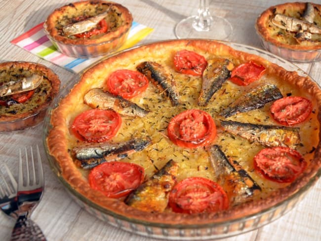 Pissaladière sardines tomates pour l'apéritif ou une entrée