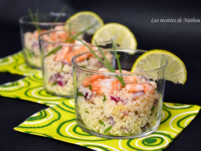 Verrines de taboulé au crevettes, citron vert et oignon rouge