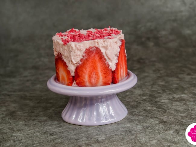 Mousse de fraises avec fraises