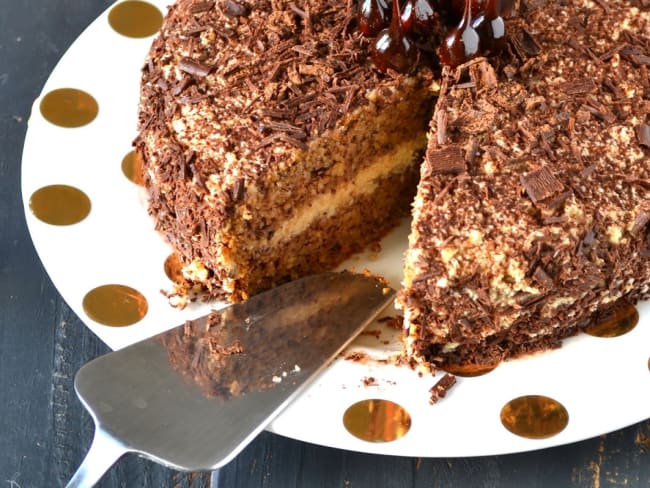 Gâteau aux noisettes et sa crème au café