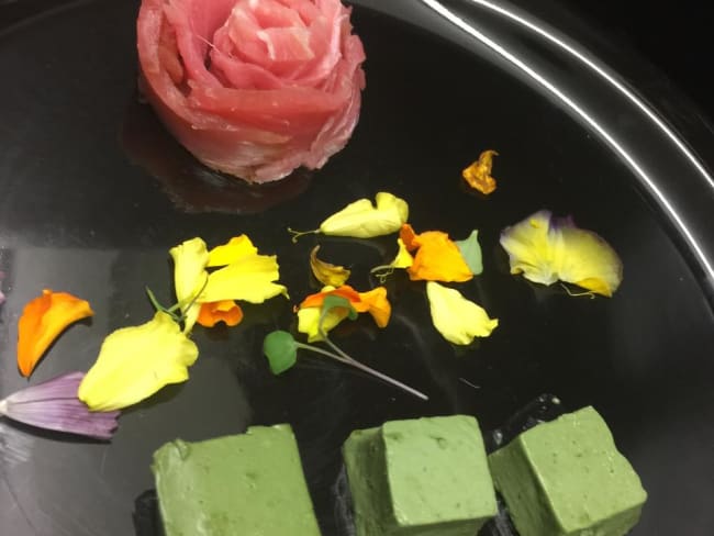 Rose de Thon et Carrés d’Agar-Agar au Curry