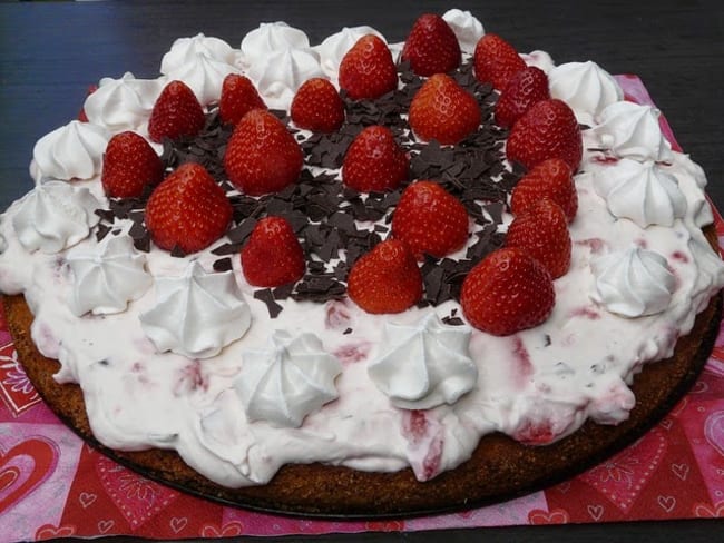 Gâteau aux fraises, parfumé à la noix de coco