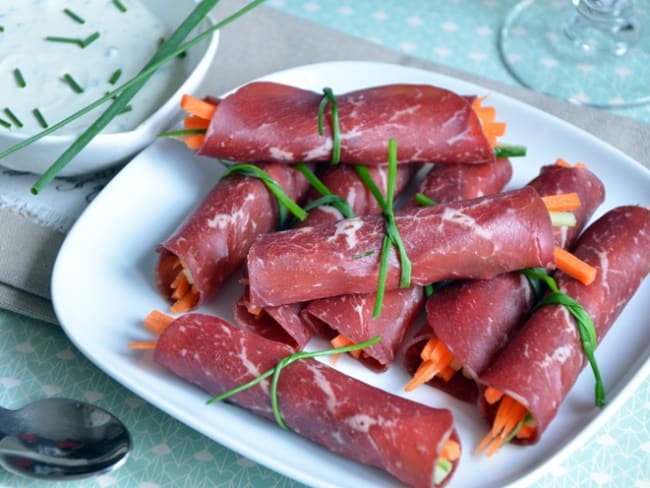 Rouleaux de pavé de boeuf séché aux légumes