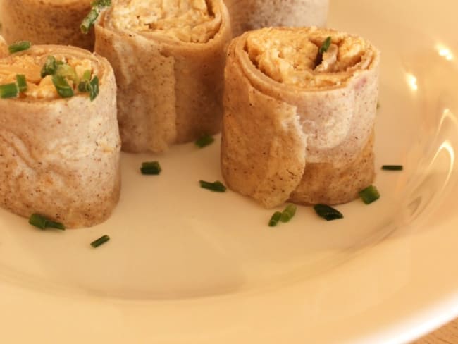 Mini Roulés aux rillettes d'esturgeon et au bar sauvage