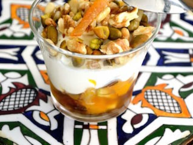 Verrine mascarpone et yaourt à l'orientale (fleur d'oranger, cannelle...)