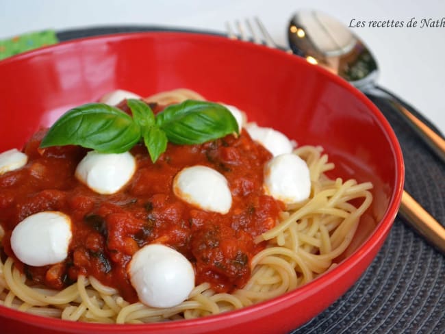 Spaghetti alla caprese