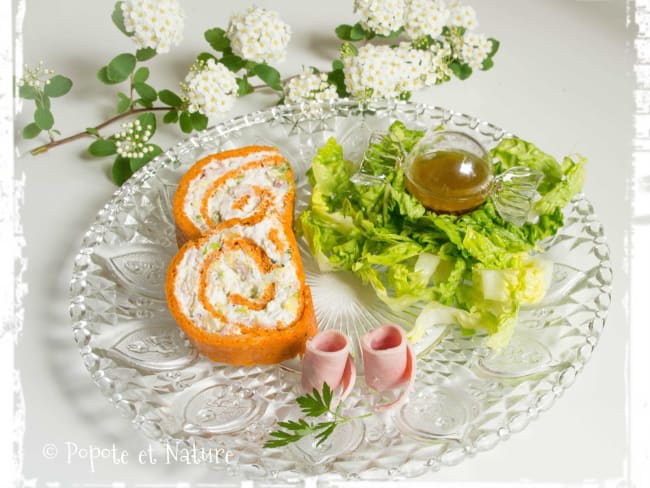 Roulé de tomates au piment d'Espelette, jambon mascarpone et sucrine