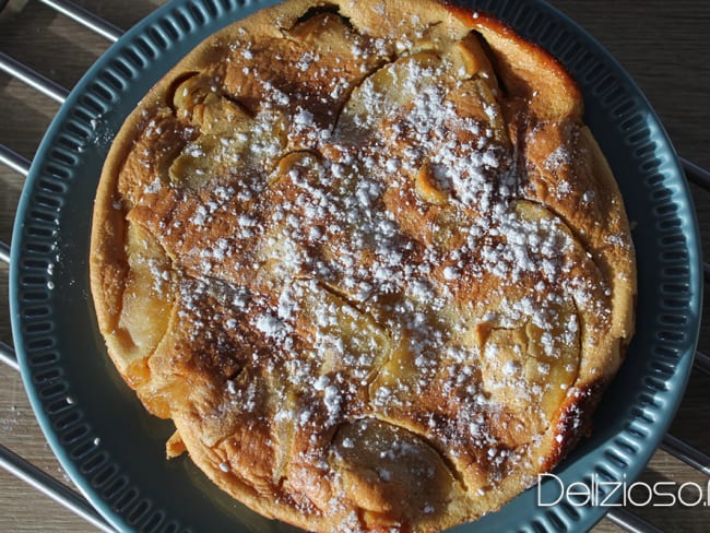 Clafoutis aux pommes caramélisées