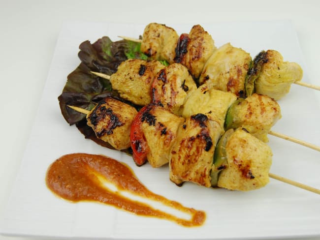 Brochettes de poulet mariné