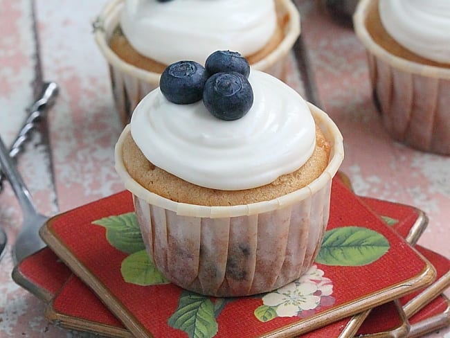 Blueberry cream cheese cupcake