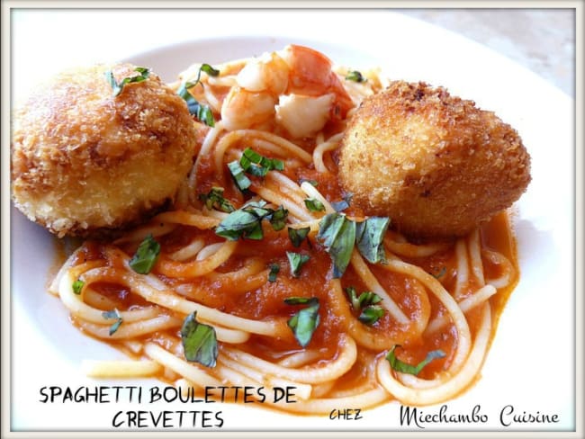 Spaghetti et boulettes de crevettes au citron