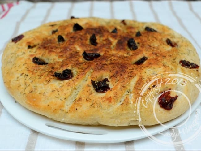 Focaccia au poolish et tomates séchées