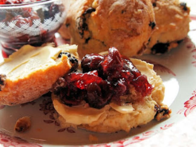 Confiture de cerises à la vanille épicée