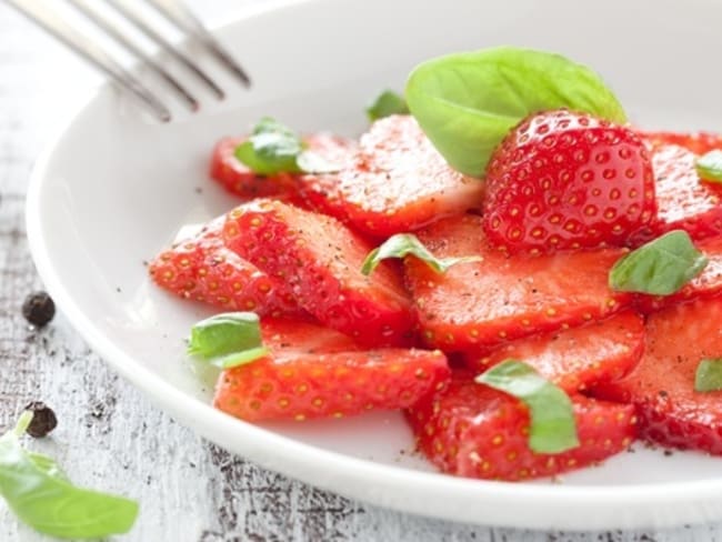 Salade de fraises au poivre cubèbe