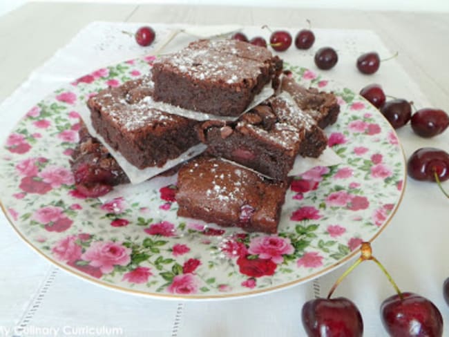 Brownies au chocolat noir et aux cerises