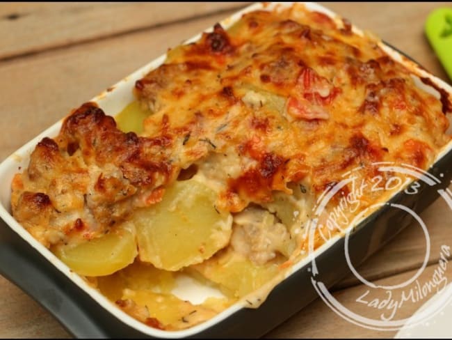 Gratin de pommes de terre à la saucisse