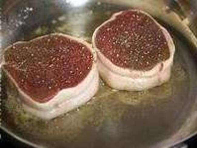 Tournedos au porto et tartare de boeuf - Recette de tournedos au porto et tartare de boeuf