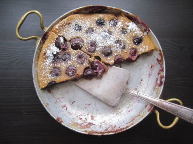 Clafoutis aux cerises et amandes