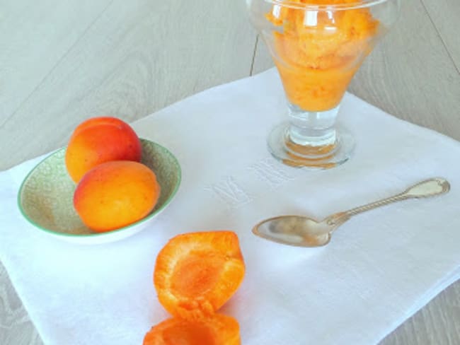 Sorbet d'été abricots et bergamote