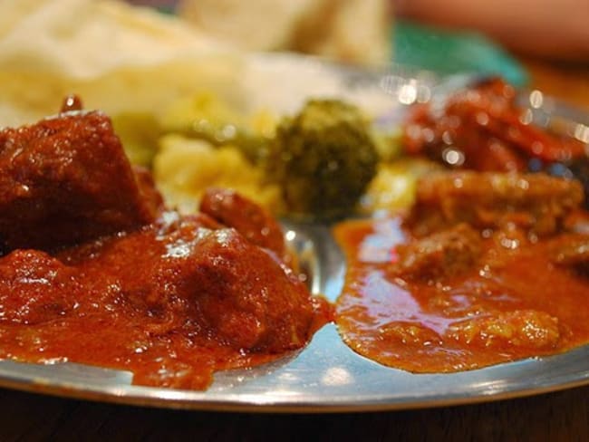 Curry de boeuf buhna, plat traditionnel du Ramadan