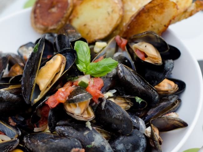 Moules de Zélande au basilic et tomates