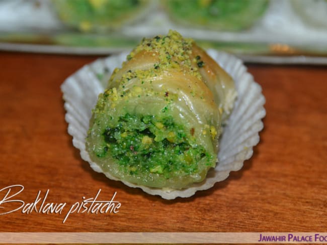 Baklava rolls pistache