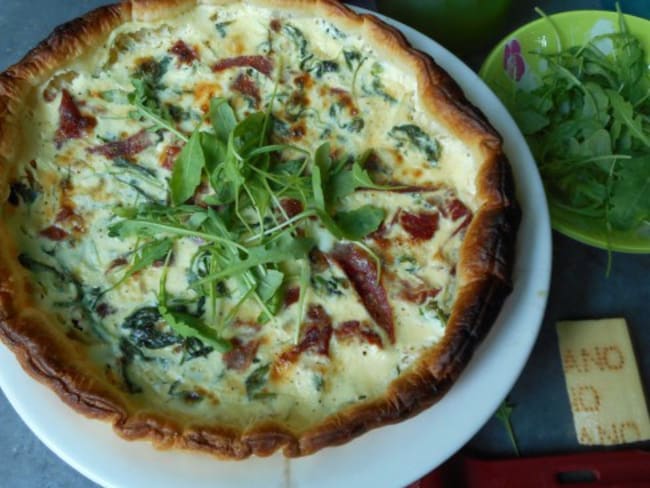 Quiche à la roquette et au jambon cru