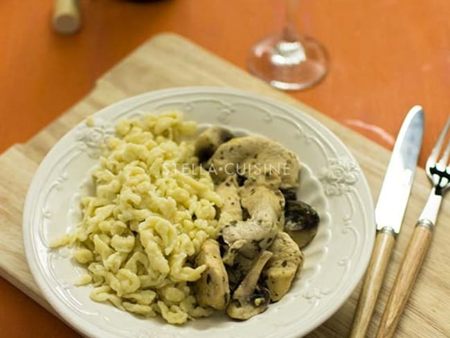 Spaetzles aux poulet et aux champignons