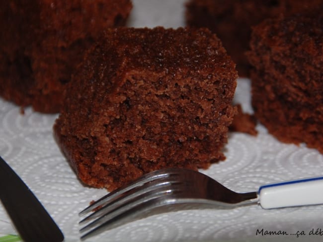 Gâteau économique avec un oeuf