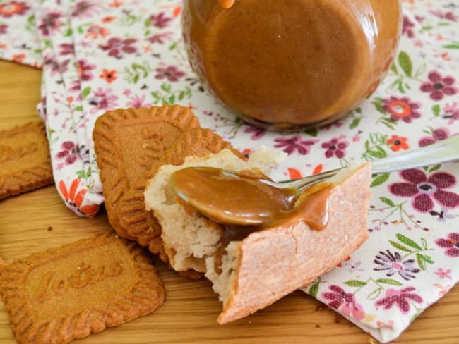 Comment préparer la pâte de spéculoos maison ?