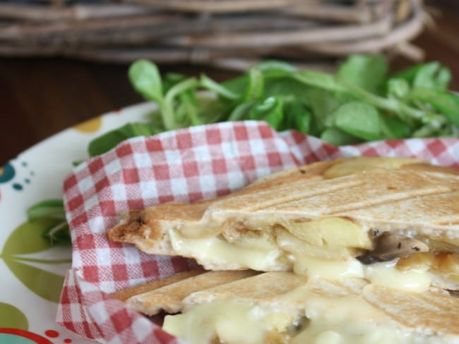 Croque-monsieur camembert pomme