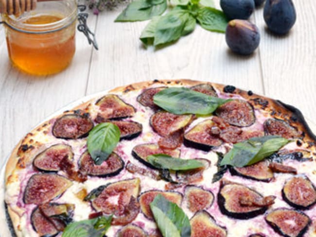 Pizza blanche aux figues