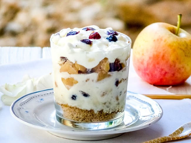 Trifle aux pommes, cranberries et caramel