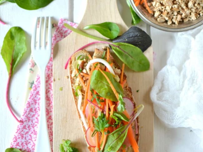 Tartine végétarienne façon "banh mi"