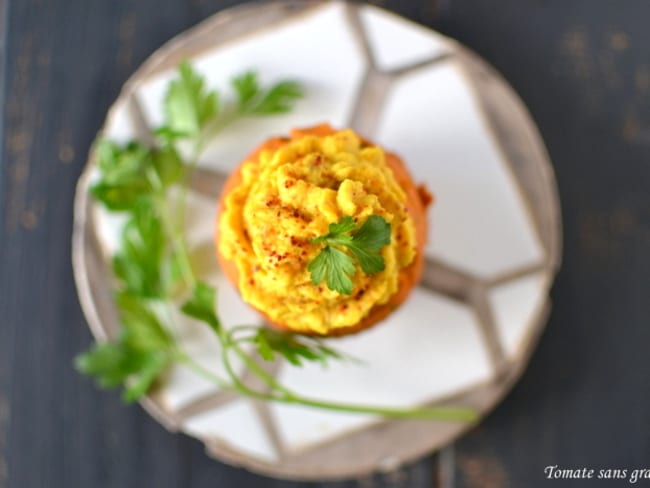 Cupcakes à la tomate et au persil, chantilly de poivron jaune